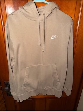Nike Men’s Beige Pullover Hoodie with White Swoosh